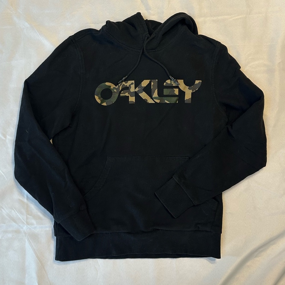 Oakley Camo Logo Black Hoodie - WOMENS SMALL